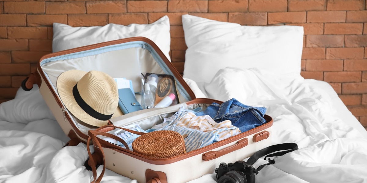 Le plan d'attaque pour en finir avec la valise qui traîne dans le couloir au retour des vacances : nos meilleurs conseils